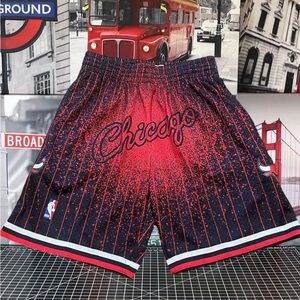 Mitchell & Ness Chicago Bulls Re-Take Gradient Swingman Men’s XLarge  Shorts NEW